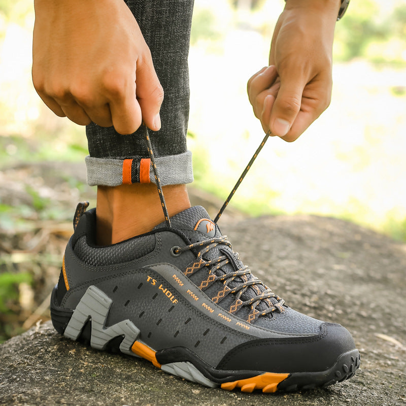 Unisex Outdoor Leather Non-Slip Hiking Shoes